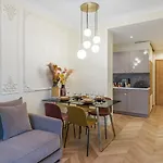 The Gatsby Suite