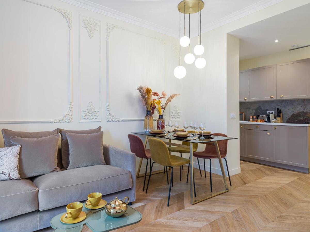 The Gatsby Apartment *